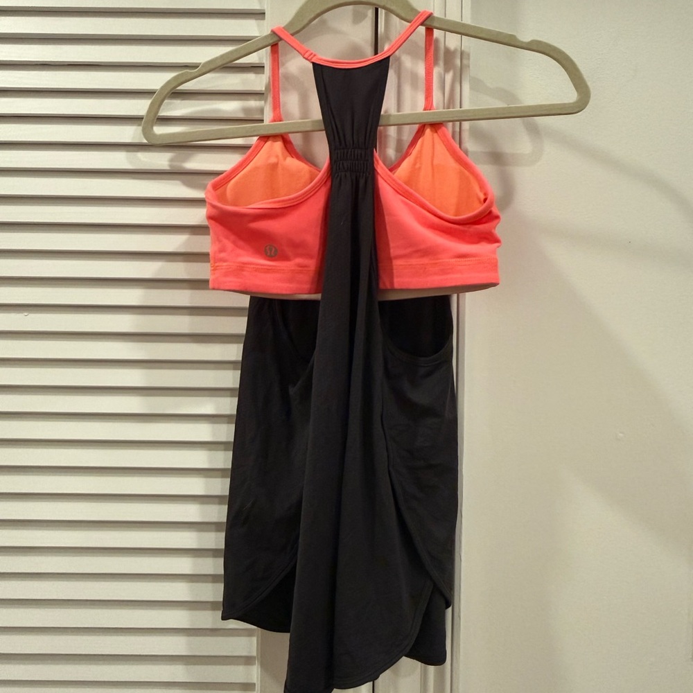 Lululemon Tuck Me In Tank, size 4 like new - Picture 3 of 6
